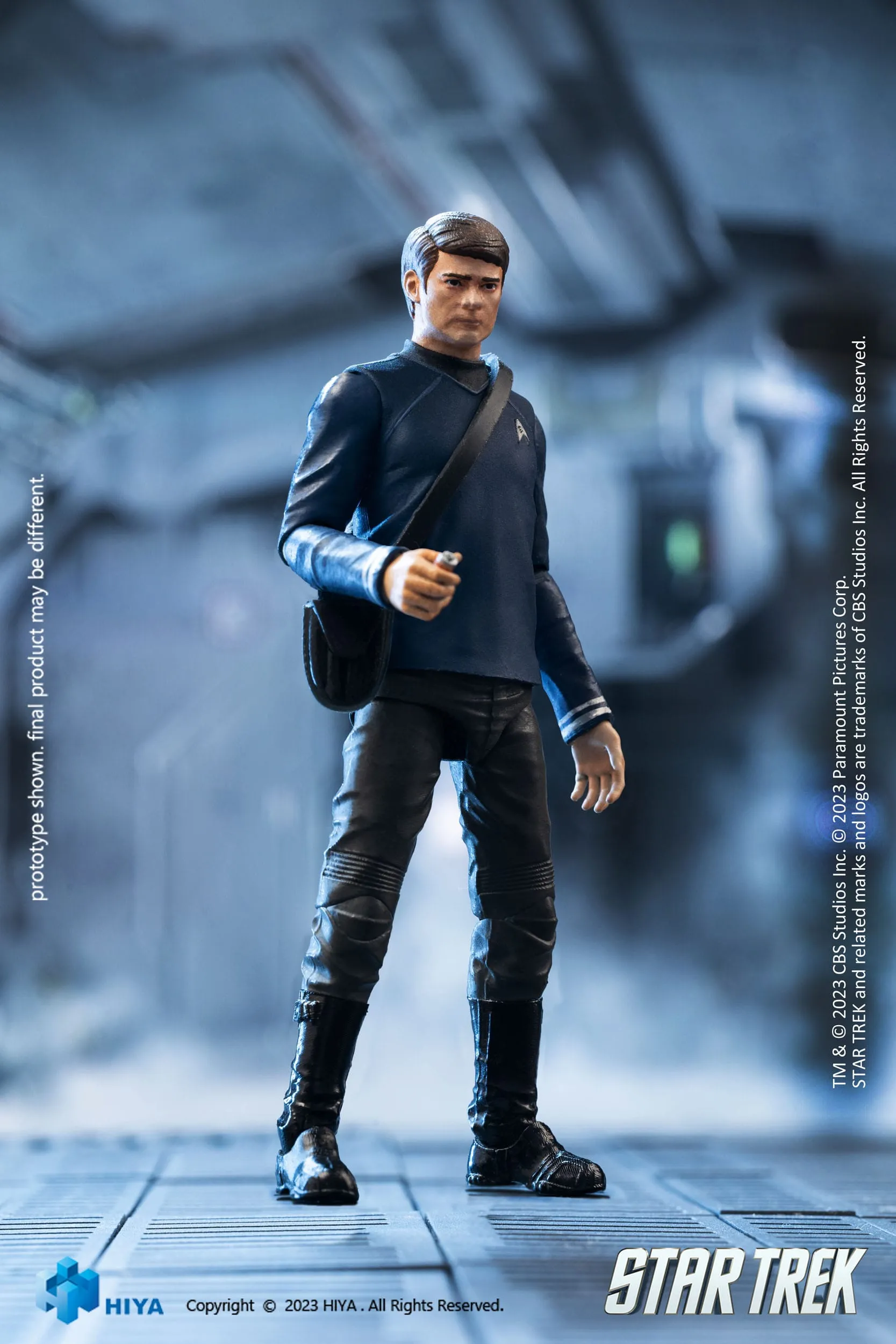 Hiya Toys Star Trek 2009 Dr. McCoy Exquisite Mini 1/18 Action Figure