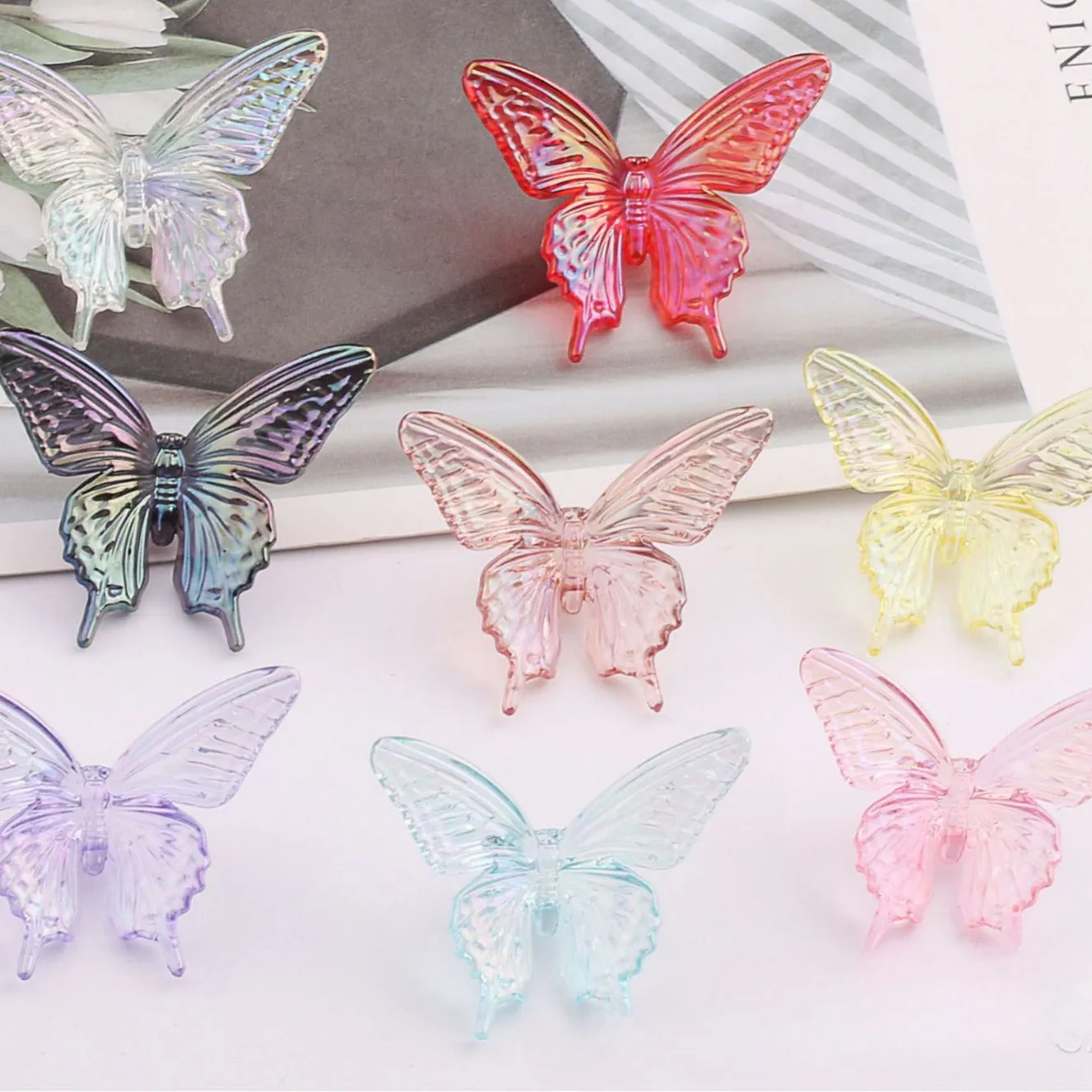 Wholesale 100PCS Acrylic High Transparent Color Straight Hole UV Plated Butterfly Beads